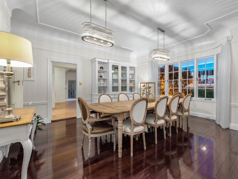 84 Markwell Street, Hamilton QLD 4007