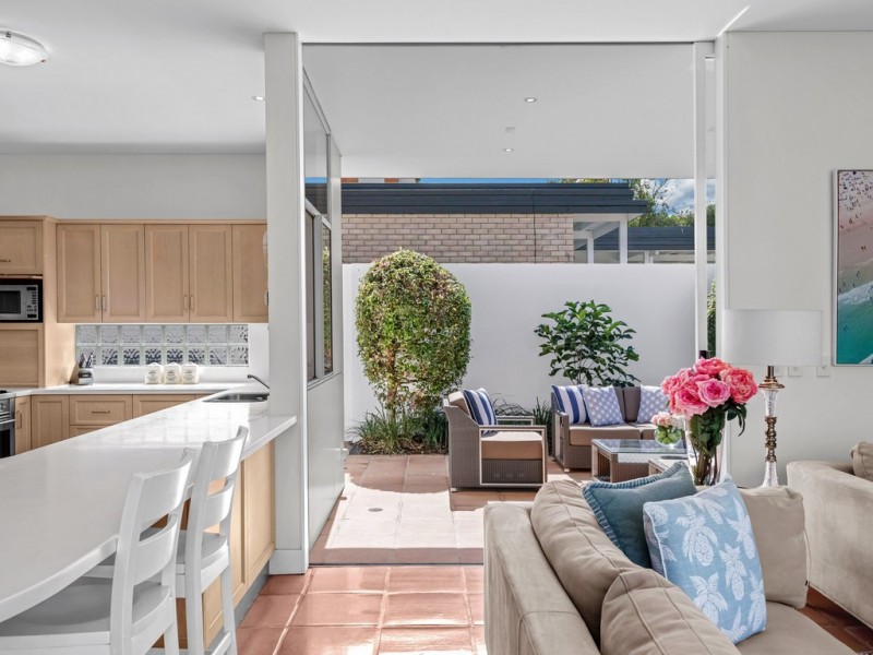 84 Markwell Street, Hamilton QLD 4007