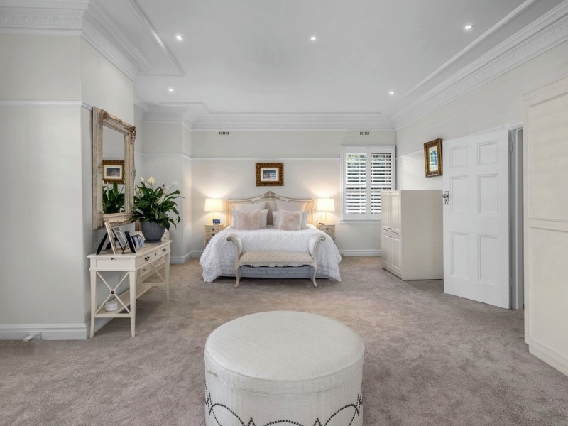 84 Markwell Street, Hamilton QLD 4007