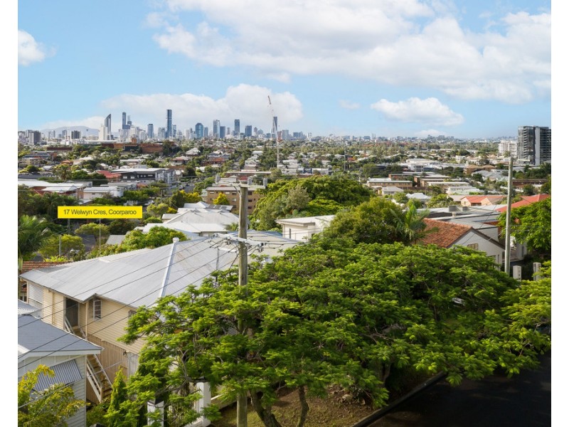 17 Welwyn Crescent, Coorparoo QLD 4151