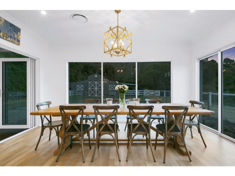 607E Upper Brookfield Road, Upper Brookfield QLD 4069