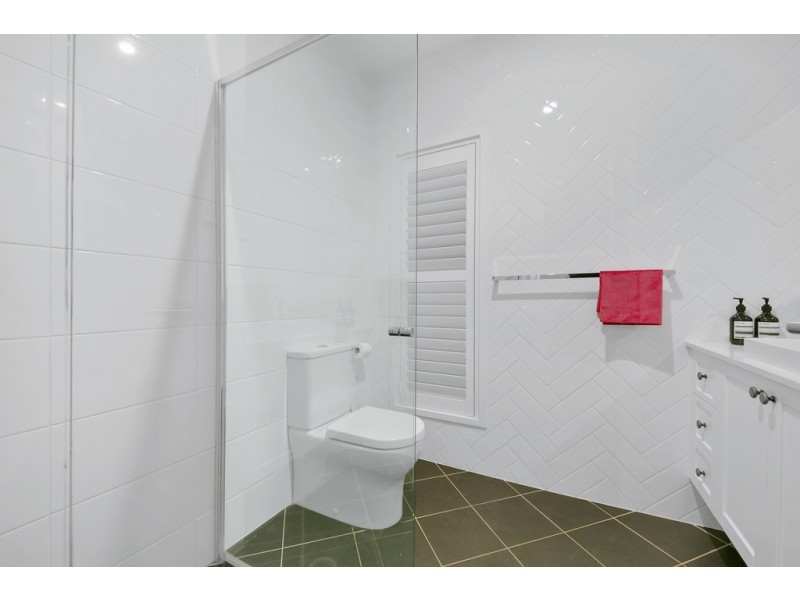 607E Upper Brookfield Road, Upper Brookfield QLD 4069