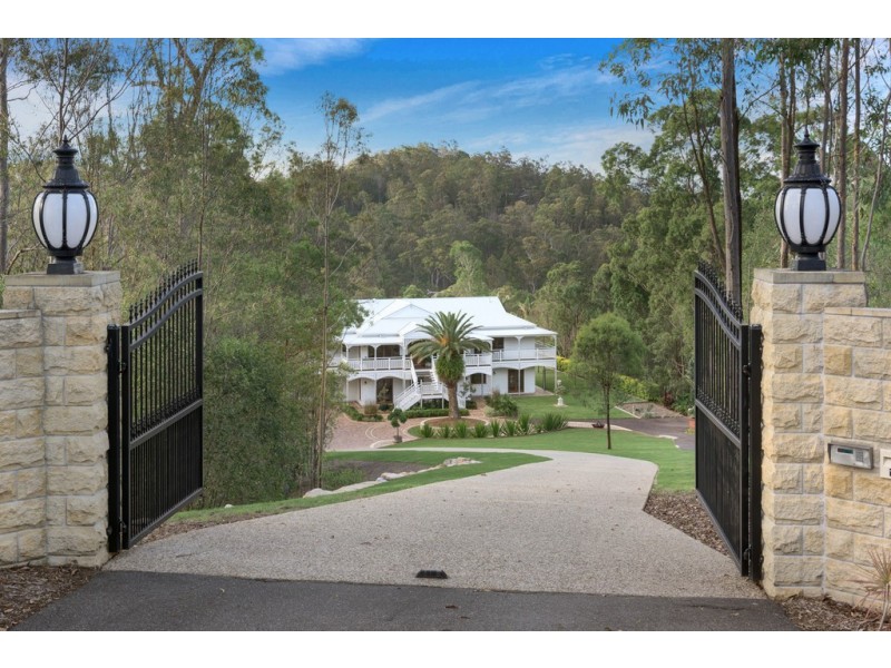 135 Highwood Road, The Gap QLD 4061