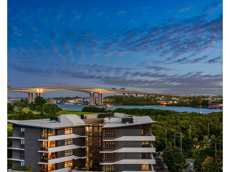 10803/320 Macarthur Avenue, Hamilton QLD 4007