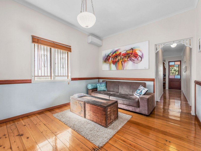 45 Pine Street, Bulimba QLD 4171