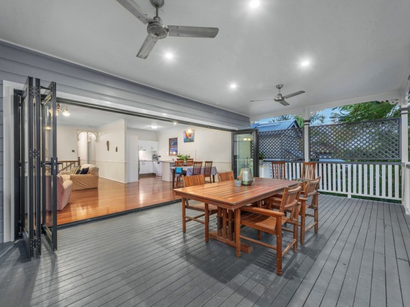 6 Seventh Avenue, Windsor QLD 4030