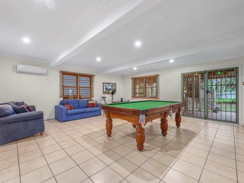 6 Seventh Avenue, Windsor QLD 4030