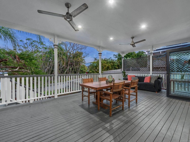 6 Seventh Avenue, Windsor QLD 4030