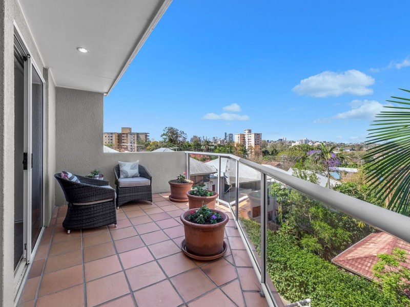 1/62 Ryans Road, St Lucia QLD 4067