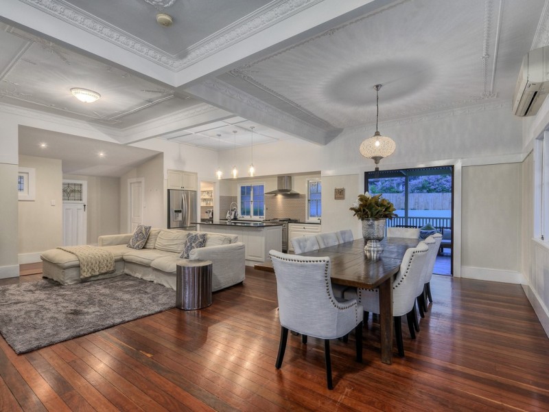 27 Wright Street, Balmoral QLD 4171
