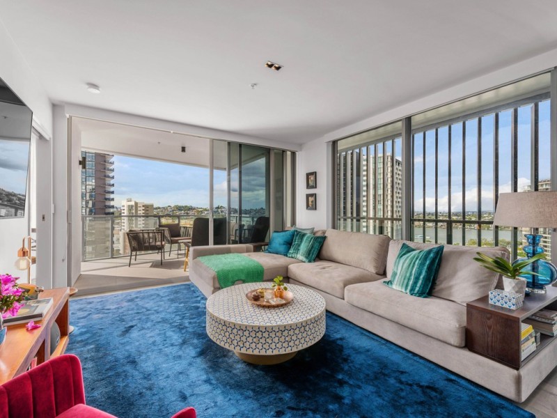1407/70 Longland Street, Newstead QLD 4006