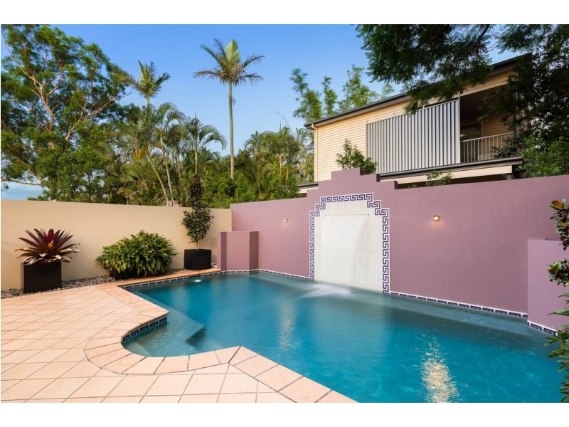 114 Stuart Street, Bulimba QLD 4171