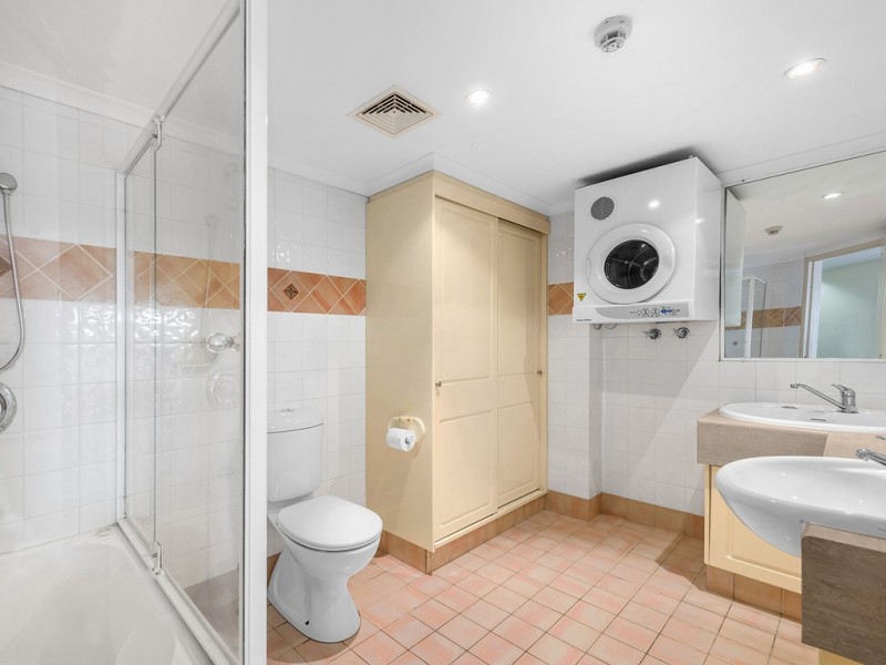 1/19 O’Connell Street, Kangaroo Point QLD 4169