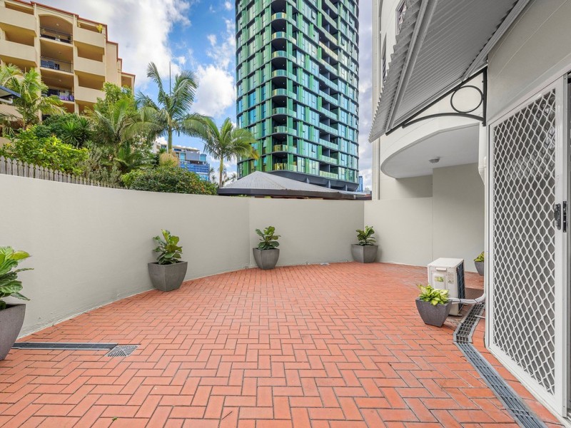 1/19 O’Connell Street, Kangaroo Point QLD 4169