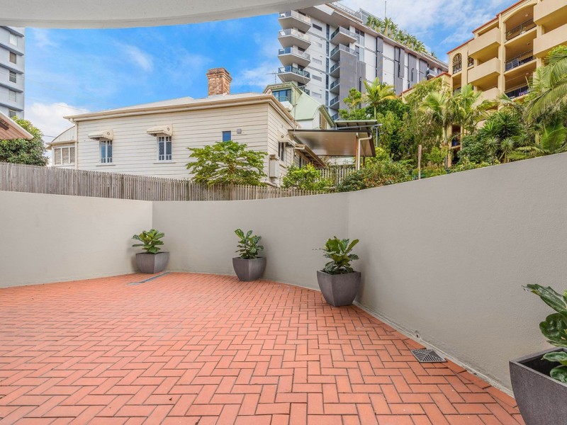 1/19 O’Connell Street, Kangaroo Point QLD 4169
