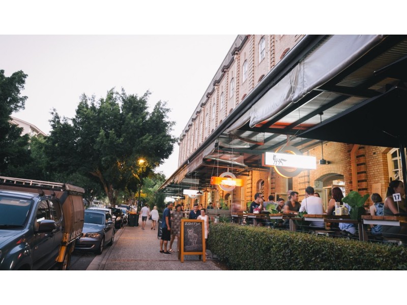 6 Refinery Parade, New Farm QLD 4005