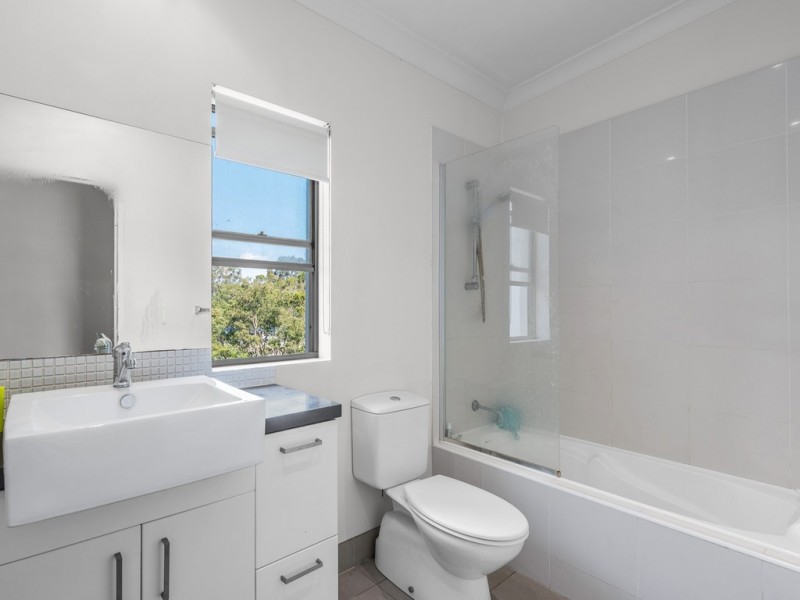 29/108 Nicholson Street, Greenslopes QLD 4120