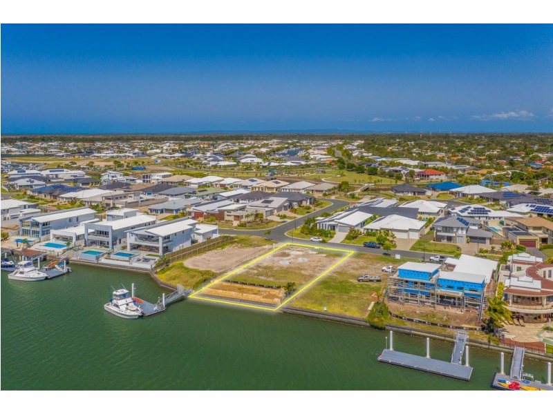 71 Seaside Drive, Banksia Beach QLD 4507