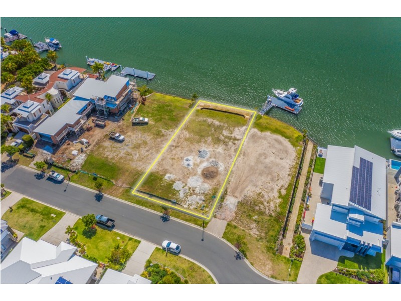 71 Seaside Drive, Banksia Beach QLD 4507