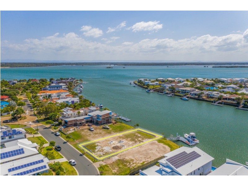 71 Seaside Drive, Banksia Beach QLD 4507