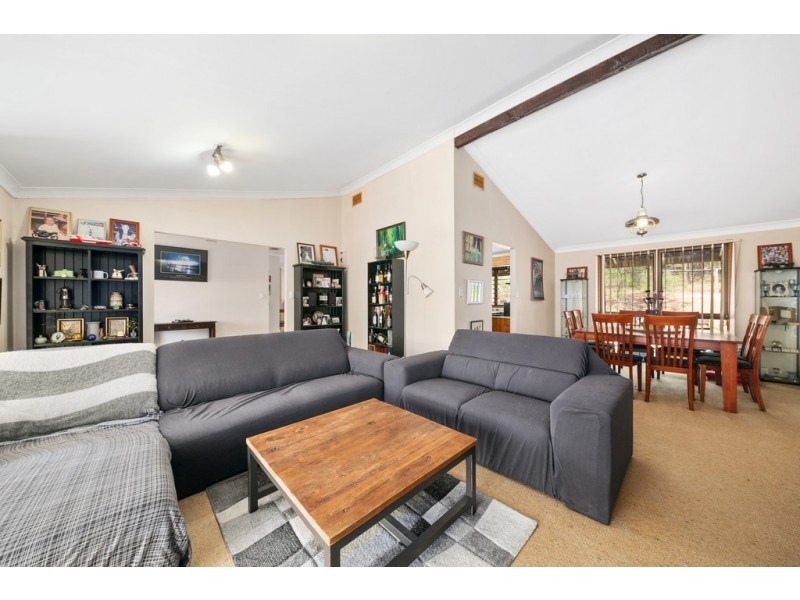 10 Park Court, Springwood QLD 4127