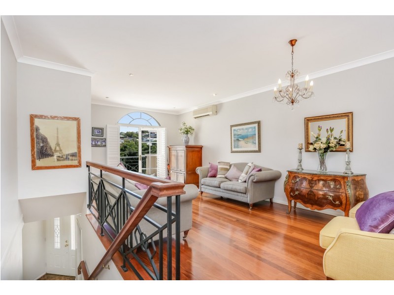 90 Reeve Street, Clayfield QLD 4011