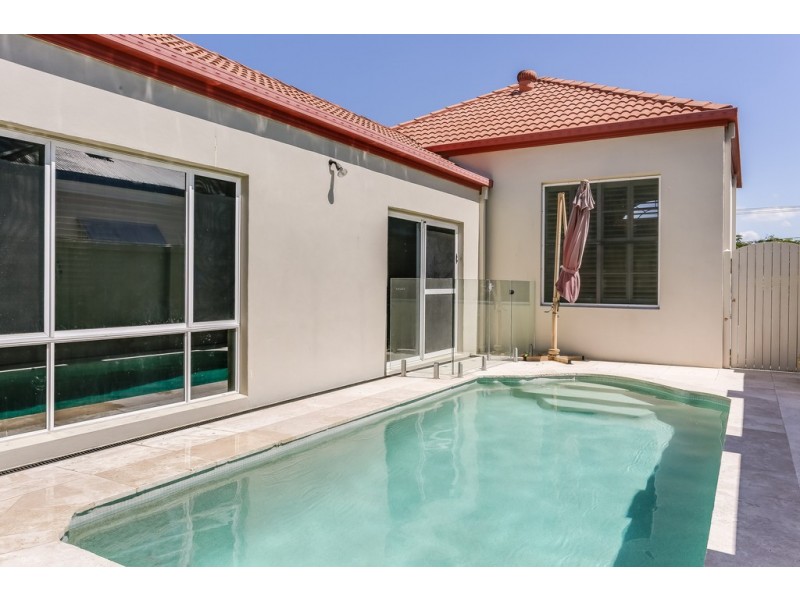 90 Reeve Street, Clayfield QLD 4011