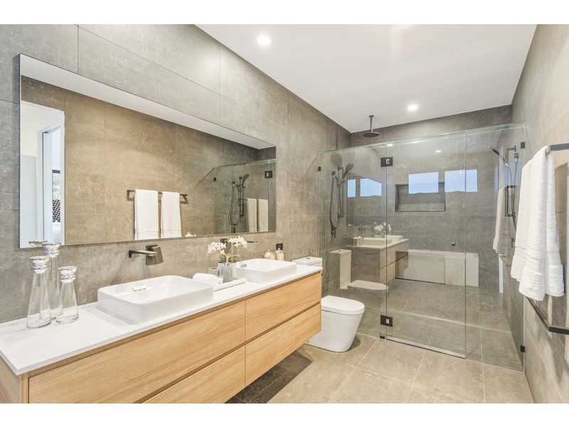 45 Olive Grove, Balmoral QLD 4171