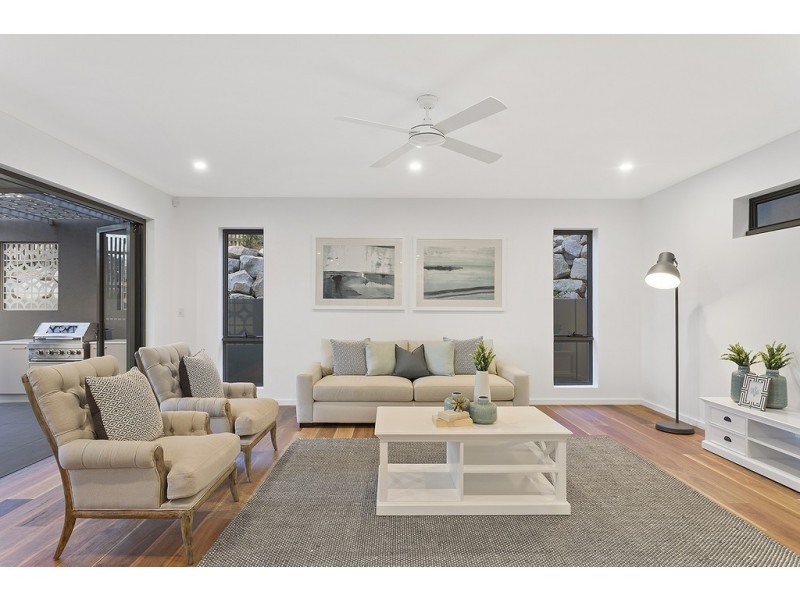 45 Olive Grove, Balmoral QLD 4171