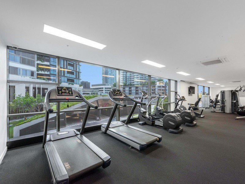 1046/12 Longland Street, Newstead QLD 4006