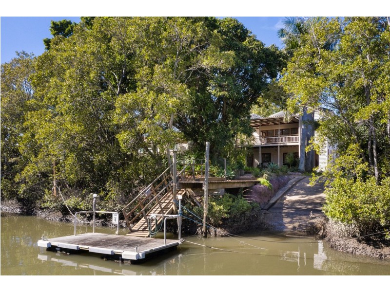 53 Gillan Street, Norman Park QLD 4170