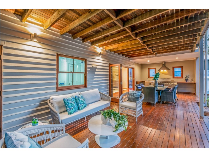 53 Gillan Street, Norman Park QLD 4170