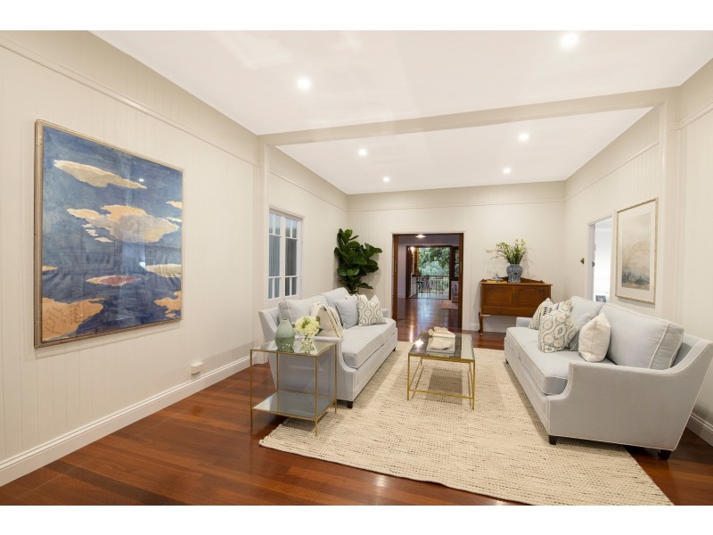 53 Gillan Street, Norman Park QLD 4170