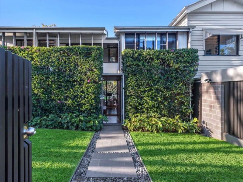 33 Violet Street, Yeronga QLD 4104