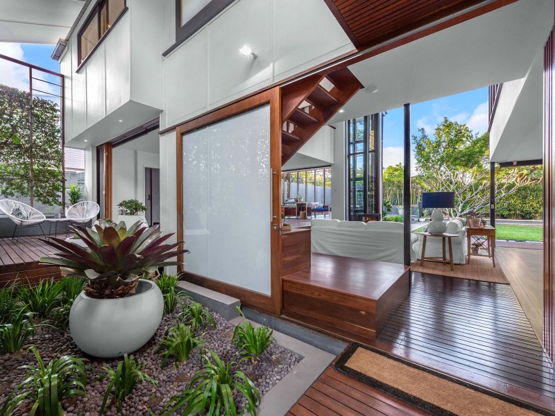 33 Violet Street, Yeronga QLD 4104