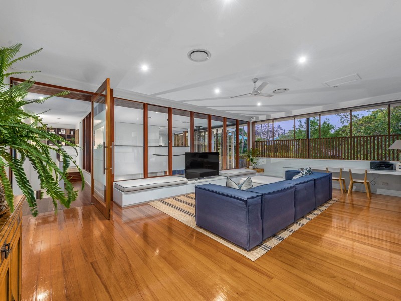 33 Violet Street, Yeronga QLD 4104