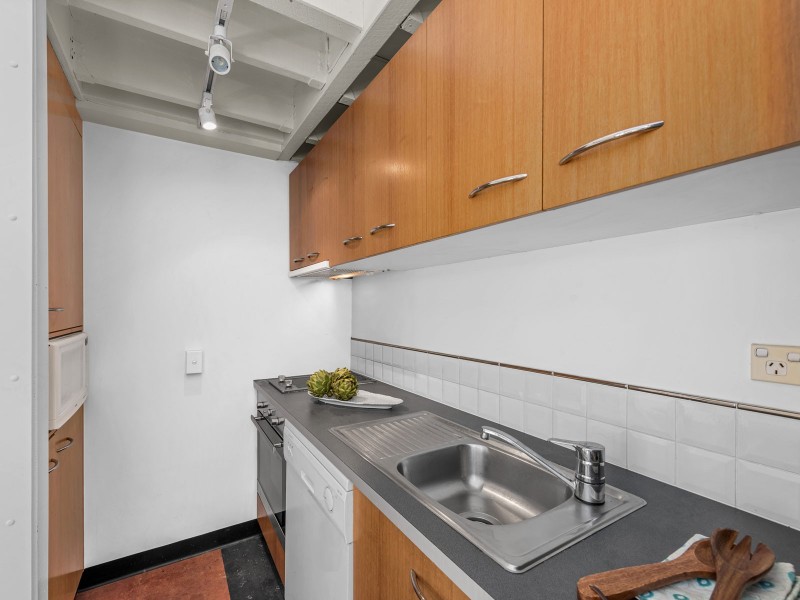 136/53 Vernon Terrace, Teneriffe QLD 4005