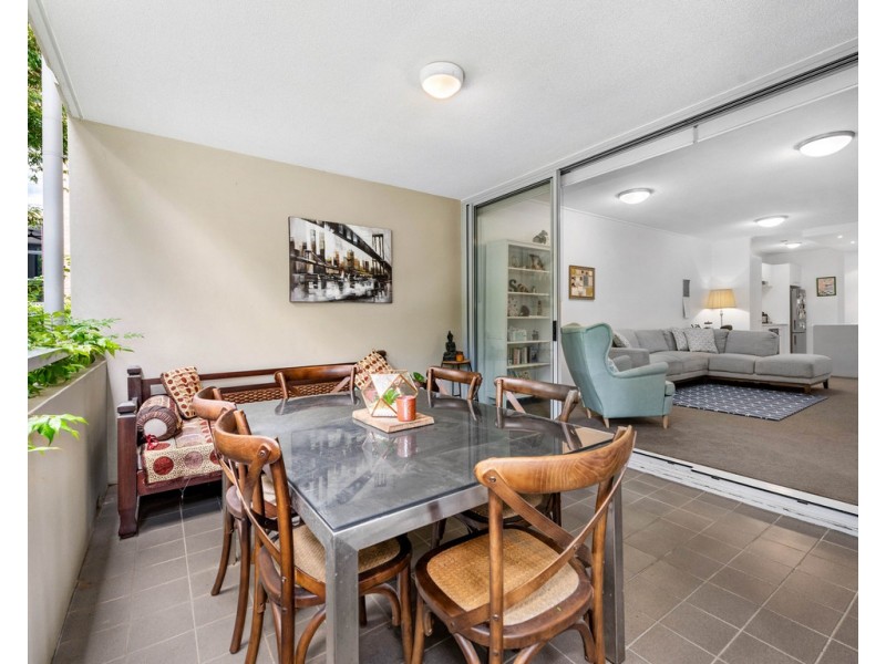 202/71 Beeston Street, Teneriffe QLD 4005