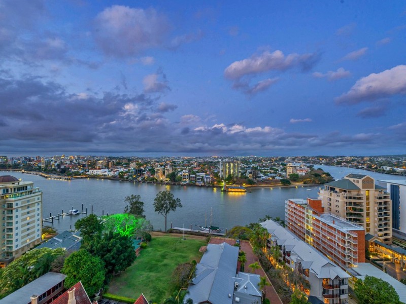 1407/18 Thorn Street, Kangaroo Point QLD 4169