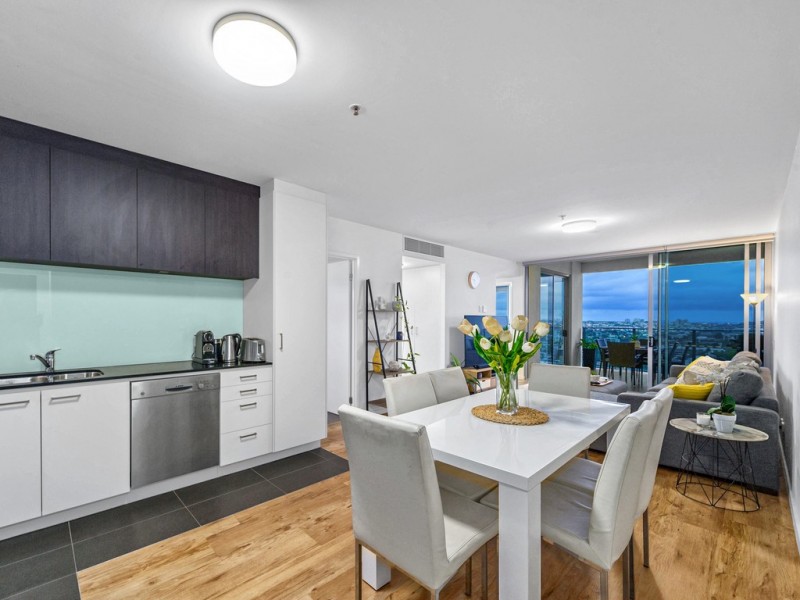 1407/18 Thorn Street, Kangaroo Point QLD 4169
