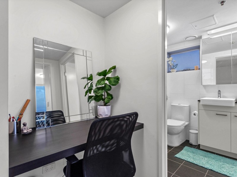1407/18 Thorn Street, Kangaroo Point QLD 4169