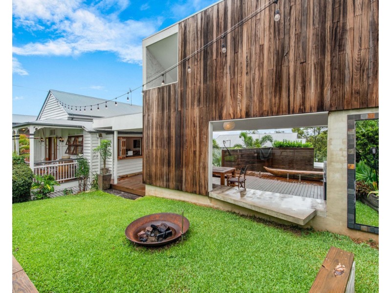 20 Goldsbrough Road, Taringa QLD 4068