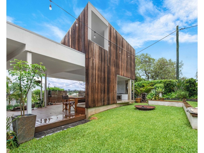 20 Goldsbrough Road, Taringa QLD 4068