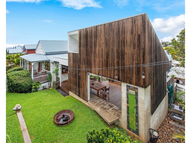 20 Goldsbrough Road, Taringa QLD 4068