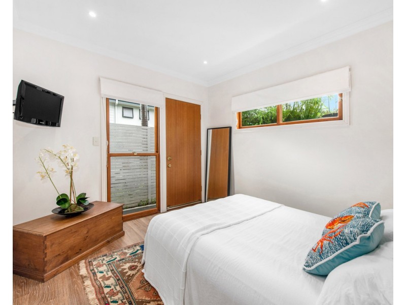 20 Goldsbrough Road, Taringa QLD 4068