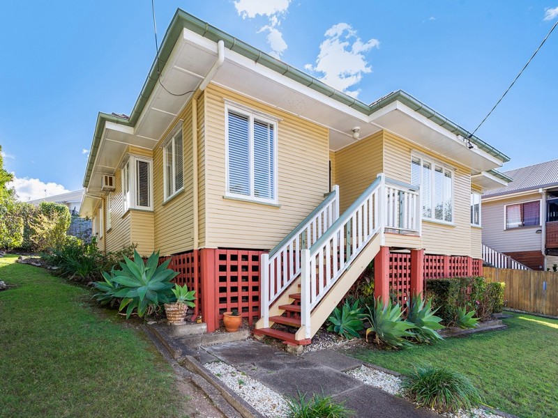 14 Servius Avenue, Seven Hills QLD 4170