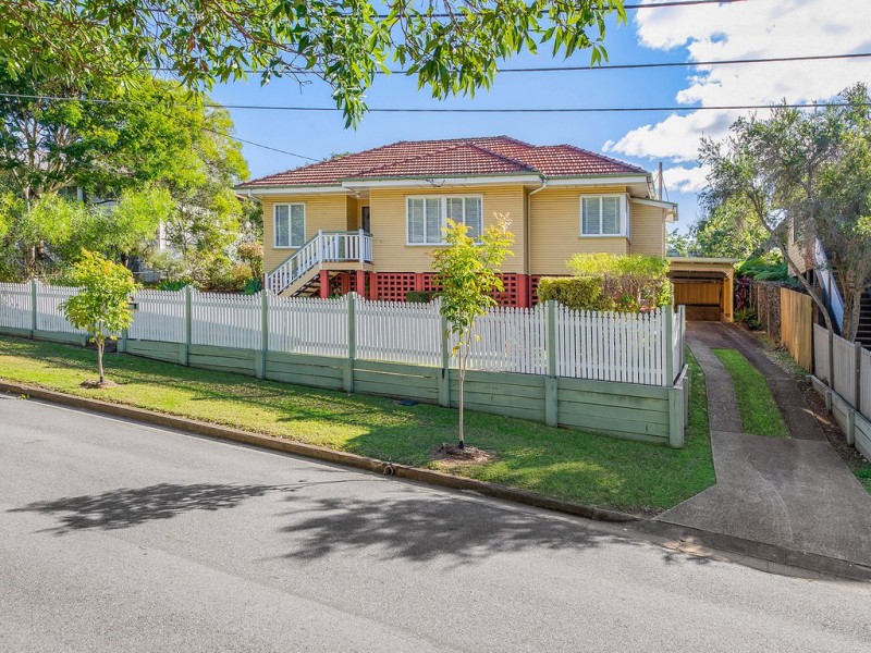 14 Servius Avenue, Seven Hills QLD 4170