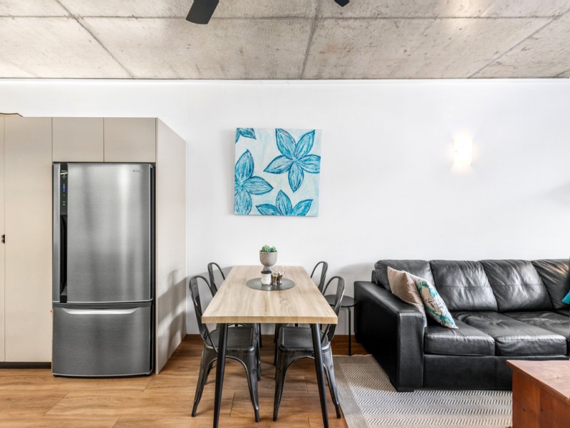 330/8 Skyring Terrace, Teneriffe QLD 4005