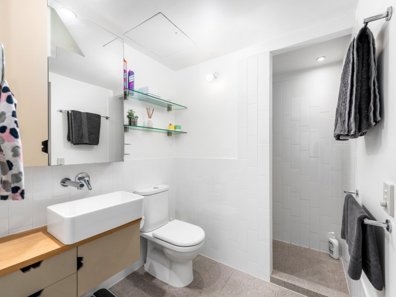 330/8 Skyring Terrace, Teneriffe QLD 4005