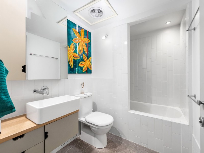 330/8 Skyring Terrace, Teneriffe QLD 4005